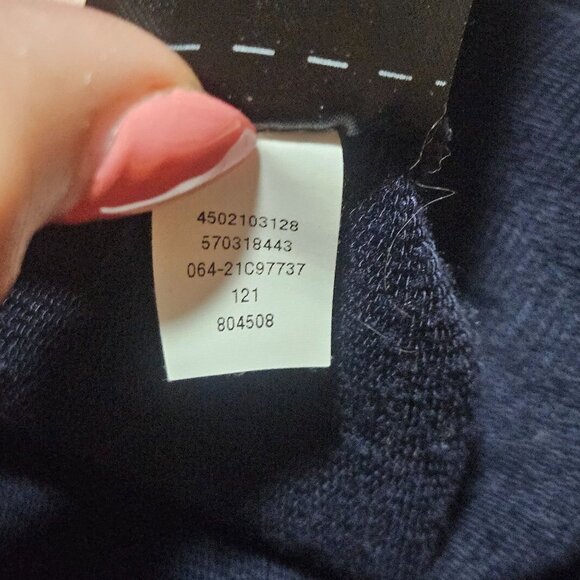 Chicos Navy Blue Cowl Neck Long Sleeve Top Ruched Sleeves Side Slits Size XL Lyo - Picture 3 of 9